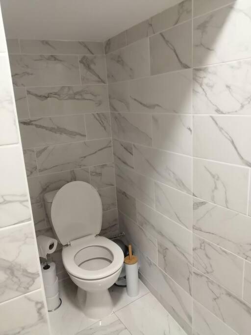 Cosy City Apartment Cork Esterno foto